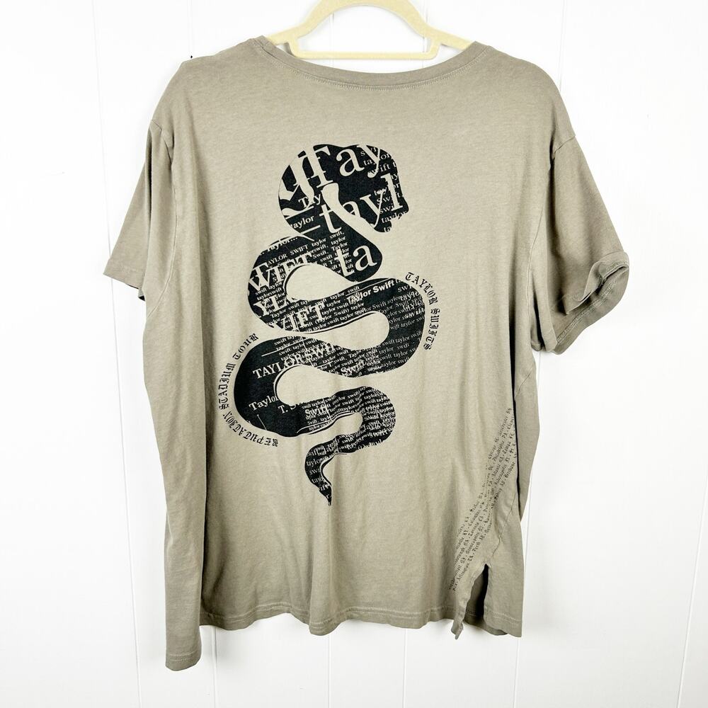 Taylor Swift Green Reputation Stadium Tour Short Sleeve Tee XL
